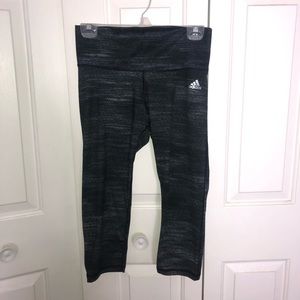 Adidas climate mid-rise crop workout leggings